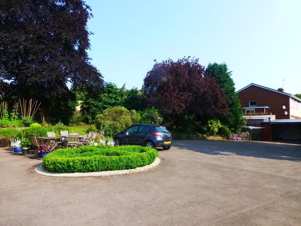 Brookfield House Hotel Ross-on-Wye Exterior photo
